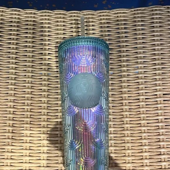 Starbucks Iridescent Venti Cup - Picture 3 of 7